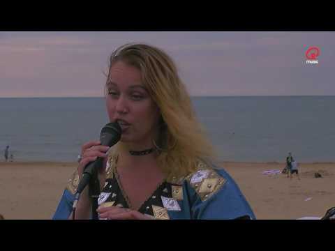 Q-Beach Live: Secret Rendez-Vous - Say It (Live op Q)