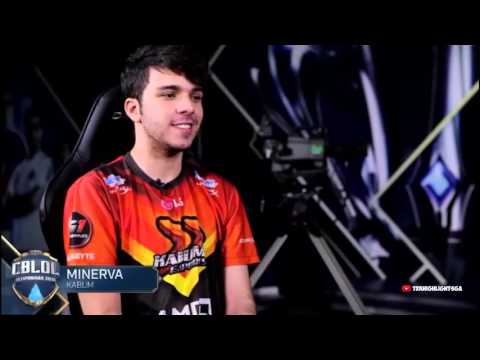 "Eu acho os 5 players deles bem ruinzinhos" - Minerva