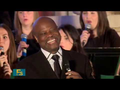 Wintley Phipps si Grupul Voces - I Surrender All