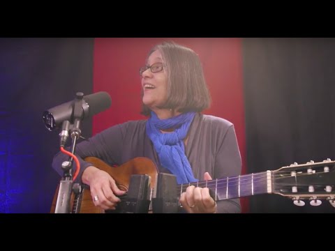 Joyce - Feminina (Live at Berklee)