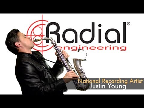 Radial Engineering Artist Justin Young using the "Voco Loco"