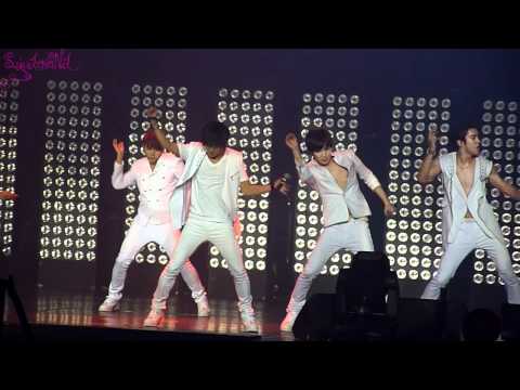 [HQ-720p][Live] 110611 SMtownParis - Super Junior / A Man In Love [Yesung Focus]