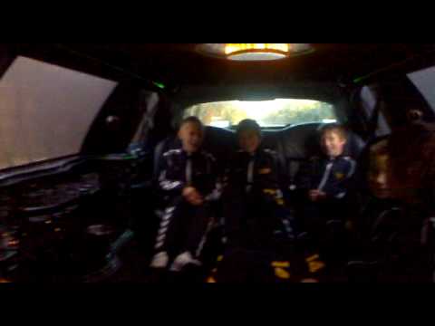 DVS'33 D1 spelersbus