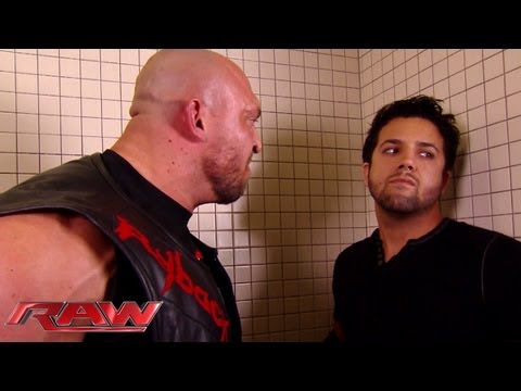 Ryback humiliates a local competitor in the locker room: Raw, August 19, 2013