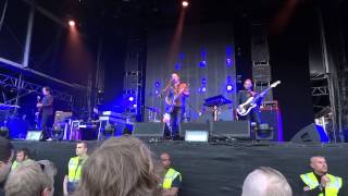 Queens of the Stone Age - Intro + Keep Your Eyes Peeled - Berlin, Zitadelle, 06/22/2013