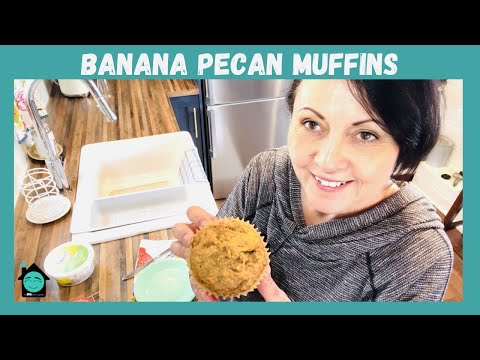 Banana Pecan Muffins (vegan)