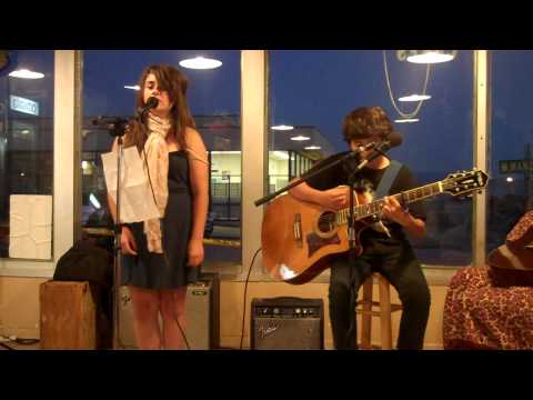 Lauren and Noah - Sparks Fly by Taylor Swift