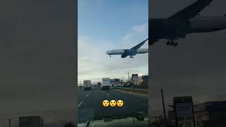 Low Landing @ YYZ 🛬 #pilot #plane #planespotting #boeing #yyz #aircanada #landing #777 #toronto