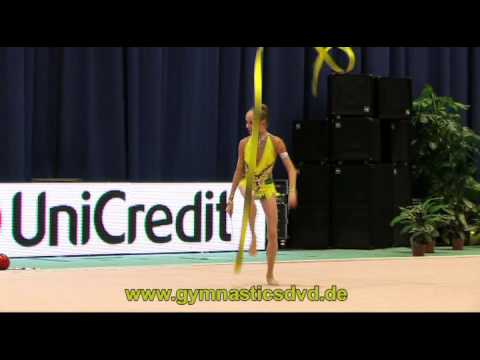 WC Bucharest 2013   Junior 01   BRAVIKOVA Yulia   Ribbon