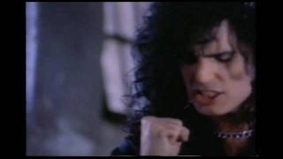 Does Anybody Really Fall In Love Anymore - Kane Roberts