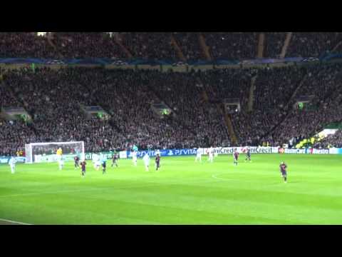 Atmosphere at Celtic Park filmed by Barca fan