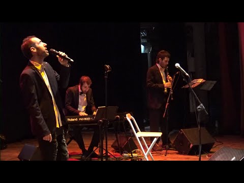 AMICI MIEI di Narciso Parigi | Lorenzo Andreaggi in concerto a teatro con la sua band al completo