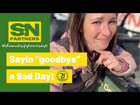 Sayin Good Bye?! Sad Day! - Wants & Needs of Farming  | Vlog 201 | #WieczorekFarms #FarmHer