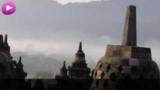preview picture of video 'Borobudur Wikipedia travel guide video. Created by http://stupeflix.com'