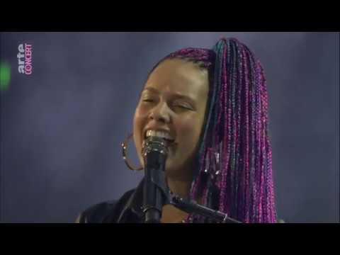 Alicia Keys Live Concert 2017