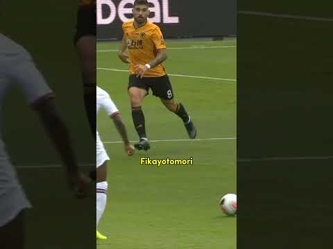Bek-Bek Ini Seharusnya Tidak Pernah Mencoba Tembakan Ini!