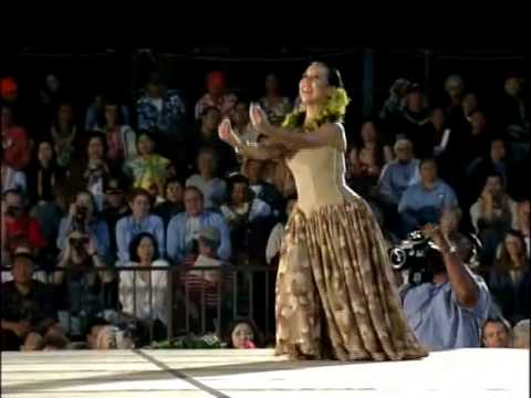 Merrie Monarch 2002 - Hula Halau 'O Kamuela - MAH 'Auana