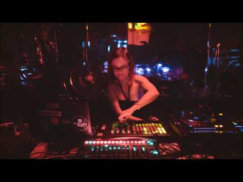 Juliane Wolf LIVE @ Club Favela Münster 27/8/2016