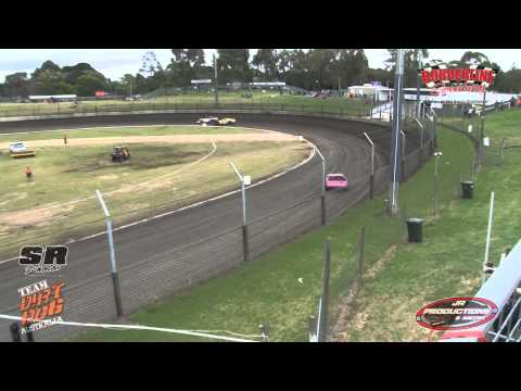 2014 National Super Sedan Series Rd 5 - Heat 3