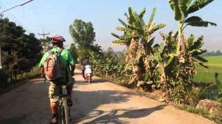 preview picture of video 'Chiang Rai Bike Tour - Feb 2012'