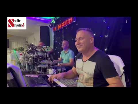 STEVA klavijaturista i VLADA bubnjar