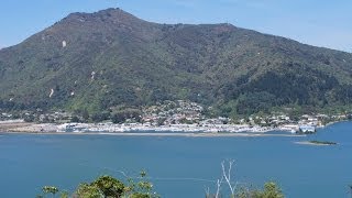 preview picture of video 'Beautiful Havelock, Marlborough Sounds, New Zealand - Sea, vineyards, mountains, cafes and more'