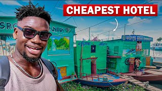 LOST IN THE WORLD'S CHEAPEST  FLOATING HOTEL 🇧🇩
