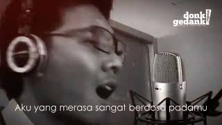 Download lagu karaoke rock version biarlah bulan bicara sendiri mp3