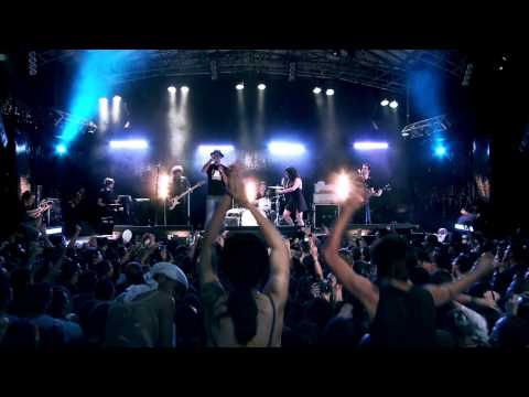 Pitty e Fábio Cascadura - Senhor das Moscas (Ao Vivo)