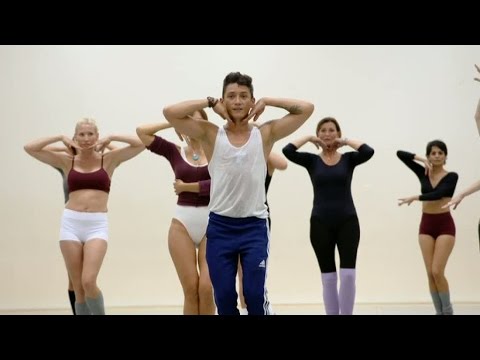 Se när modellerna ska lära sig dansa sexigt - She's got the look (TV4)