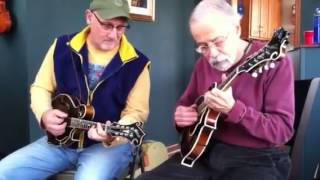 Roland White, Mike Compton and Sierra Hull Pike County Breakdown