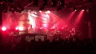 Todd Terje & The Olsens - Firecracker(@ Live In Japan 161006)