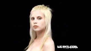 DIE ANTWOORD-SHE MAKES ME A KILLER