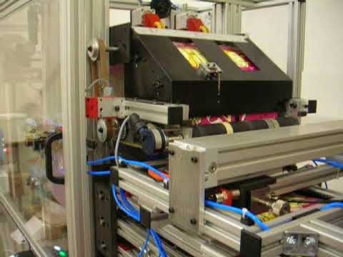 Machine de pliage et découpe de banderoles décoratives - Prise en charge bobines jusqu’à 80kg_4