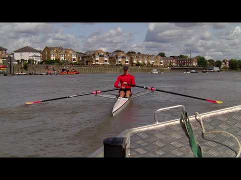 sculling courses at Tideway Scullers School