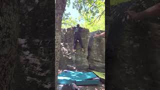 Video thumbnail of El Cerillazo, 6a. Rozas