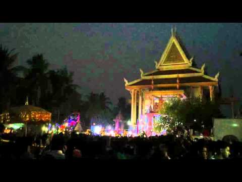 ឆឺតឆឺតបុណ្យភូមិ - Chhert Chhert BonnPhum | BoonPhum Final Dance (10 April, 2016)