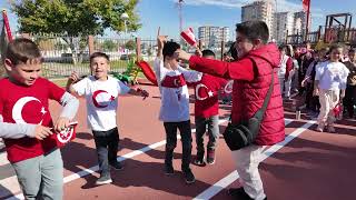 buyuksehirin cocuk kutuphanesinde 29 ekim cumhuriyet bayrami coskusu