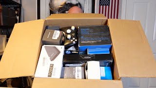 I bought an Amazon ELECTRONICS Returns Mystery Box + CELLPHONE with sensitive information Found