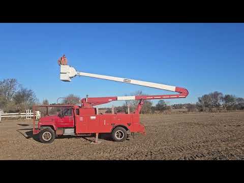 1990 Chevrolet Kodiak Bucket Truck - Selling on BigIron Auctions - Nov. 29, 2023