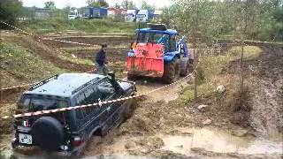 preview picture of video 'Off Road 4 x 4 Gemonio Top Truck 2013'