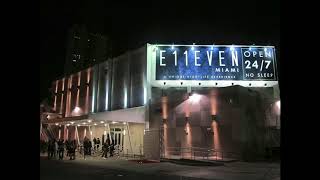 Wall of Voodoo- Longarm (playing outside the club)