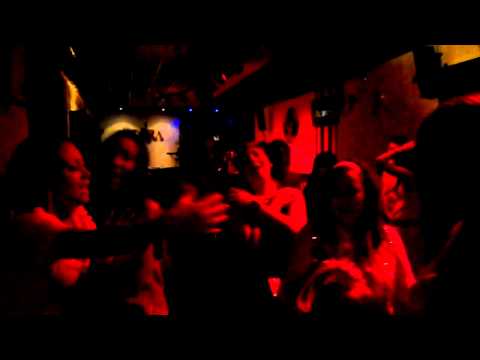 llamada de emergencia en el Agora