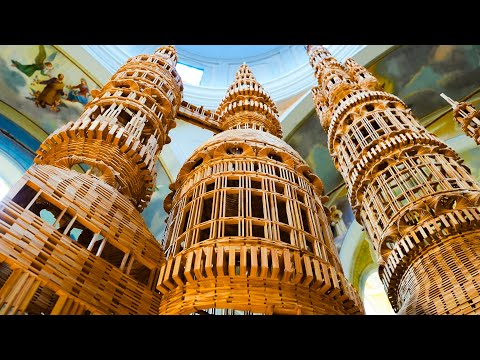 Collapsing The Imaginary City (130,000 Planks)