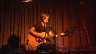 Joey Clarke Dinosaur (Kisschasy)