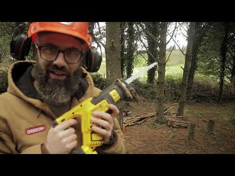 Can you Cut Down A Tree With  A DeWalt RECIPROCATING SAW ?