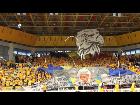 Atmosfera de la începutul meciului dintre CSU Sibiu și U-BT