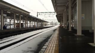 preview picture of video '2014年12月上越高田・信越本線下り列車'