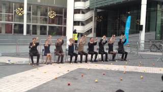 Gandini Juggling on Exhibition Road
