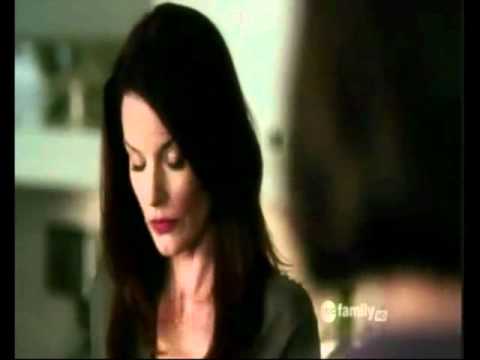 Pretty Little Liars - All Those Pretty Lights